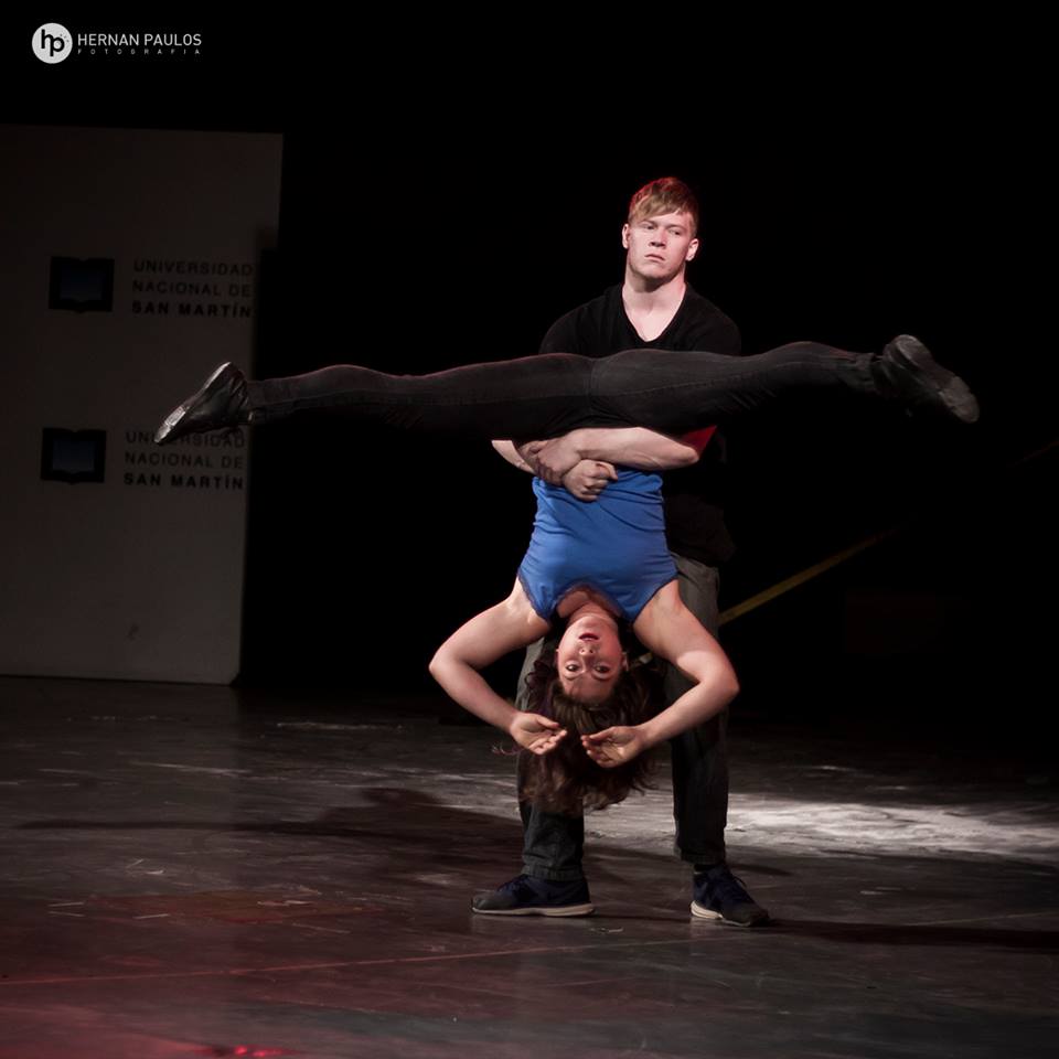 A duras penas - Acrobacia, Danza - Circo UNSAM - Diana Sauval, Matias Belintende