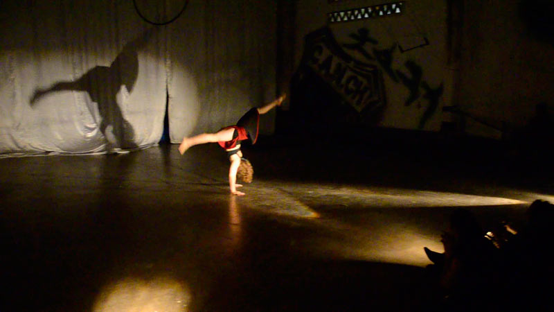 Varieté Circo - Nueva Chicago - Danza Acrobática - Diana Sauval